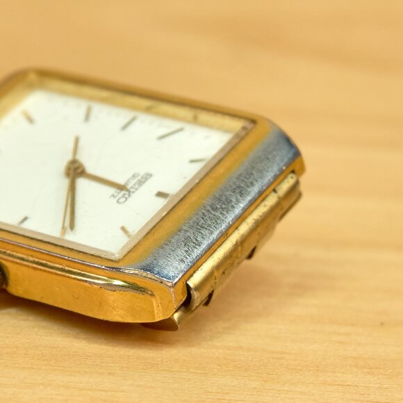 Vintage Seiko 7T94-0AH0 Chronograph Quartz Mens Watch - Picture 9 of 12